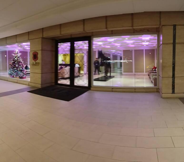 Monarch Parksuites - Balmoral Place Paranaque City Bagian luar foto